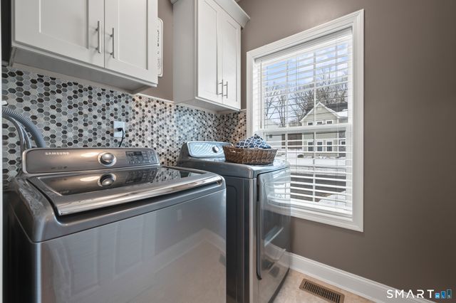 41 Glen Place, Glastonbury, CT 06033