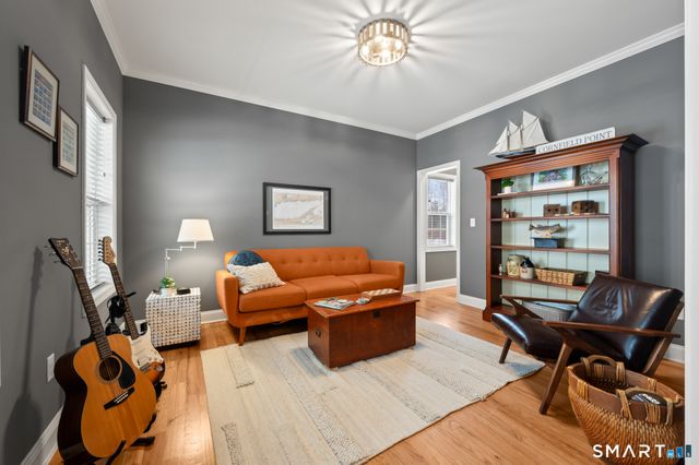 41 Glen Place, Glastonbury, CT 06033