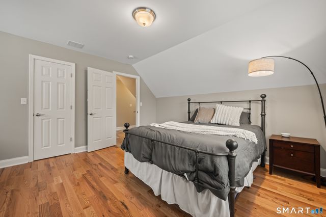 41 Glen Place, Glastonbury, CT 06033