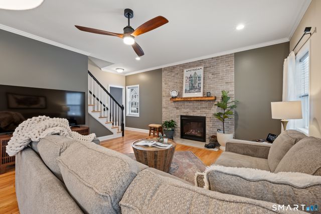 41 Glen Place, Glastonbury, CT 06033