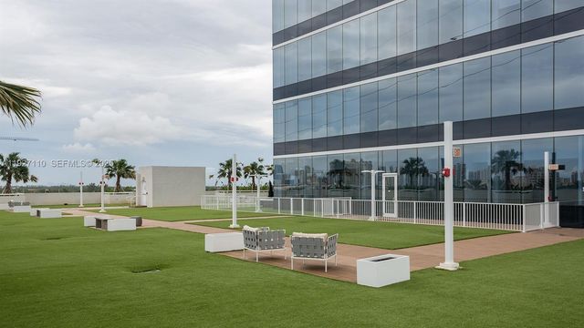 20200 W Dixie Hwy 805A, Miami, FL 33180