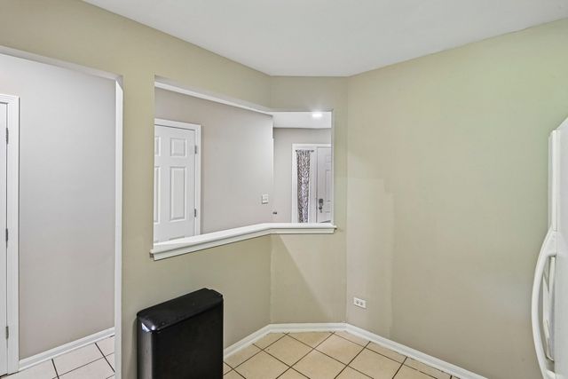421 Lakeview Circle, Bolingbrook, IL 60440