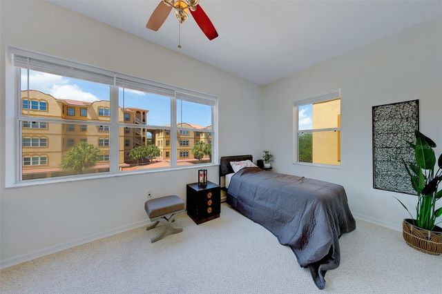 642 WELLS COURT 302, Clearwater, FL 33756