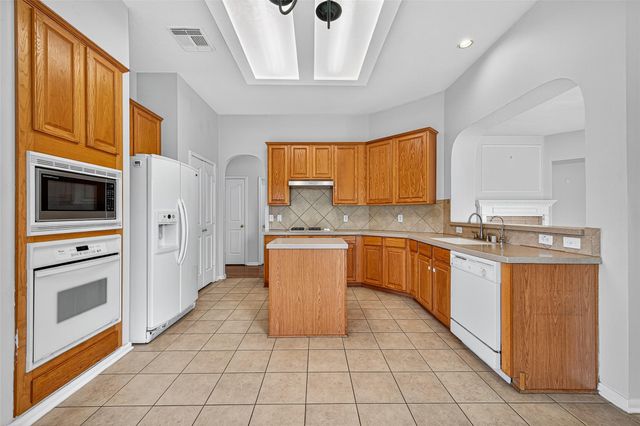 7902 Fall Hollow Drive, Houston, TX 77041