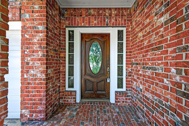 7902 Fall Hollow Drive, Houston, TX 77041