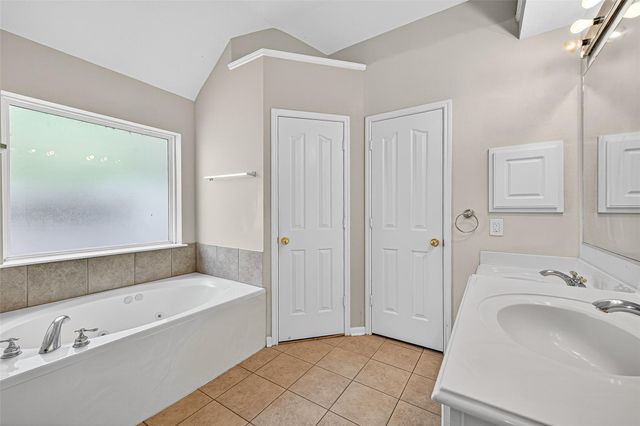 7902 Fall Hollow Drive, Houston, TX 77041