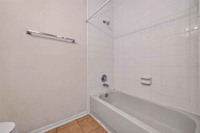 7902 Fall Hollow Drive, Houston, TX 77041