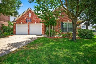 7902 Fall Hollow Drive, Houston, TX 77041