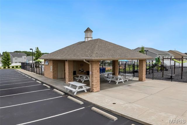 135 Huntleigh Drive, Wentzville, MO 63385