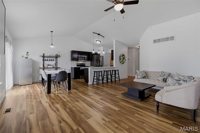 135 Huntleigh Drive, Wentzville, MO 63385