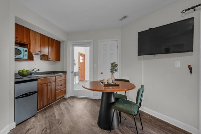 465 Chesapeake Avenue, Fort Thomas, KY 41075