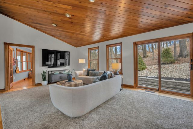 465 Chesapeake Avenue, Fort Thomas, KY 41075