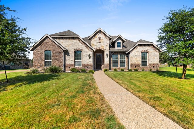1094 Hesselridge Drive, Hewitt, TX 76643