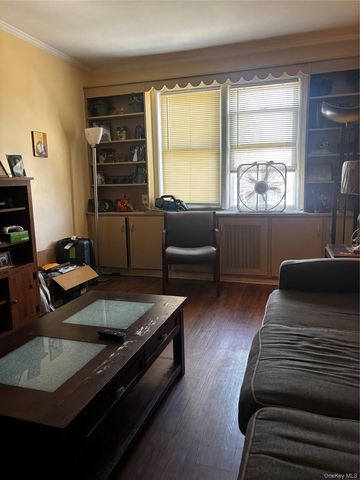 83-32 60th Avenue, Middle Village, NY 11379