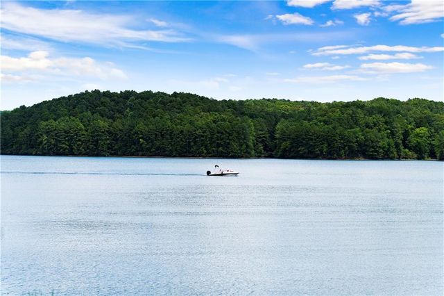 180 Cherokee S Drive, Waleska, GA 30183