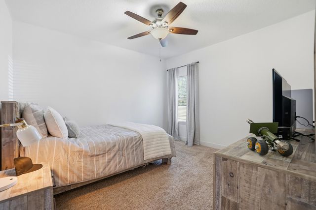 49 Harmony Way, Freeport, FL 32439