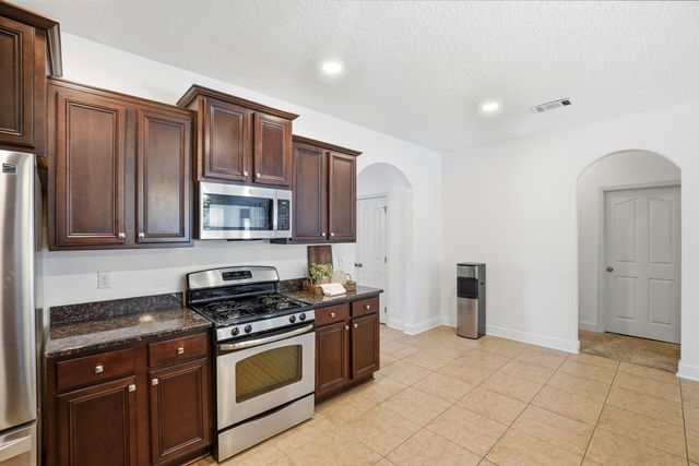 49 Harmony Way, Freeport, FL 32439