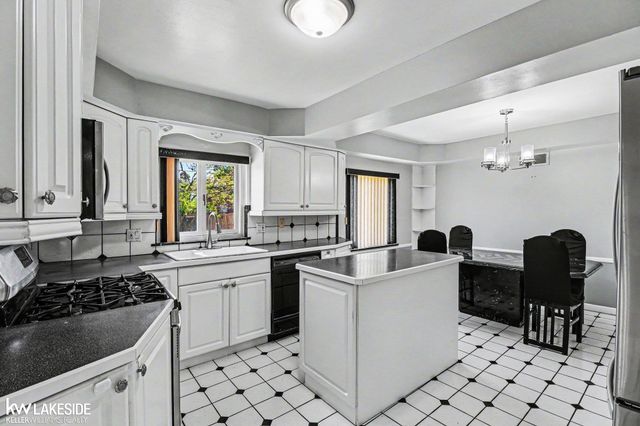 33128 Richard O Drive, Sterling Heights, MI 48310