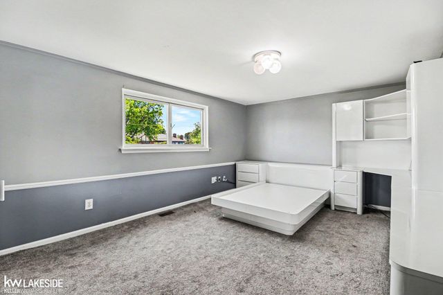 33128 Richard O Drive, Sterling Heights, MI 48310