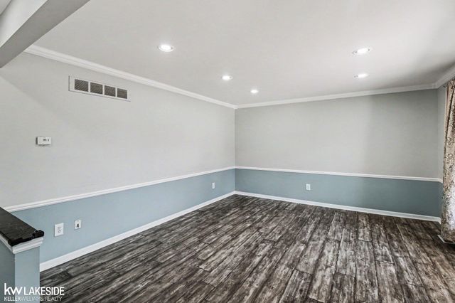 33128 Richard O Drive, Sterling Heights, MI 48310