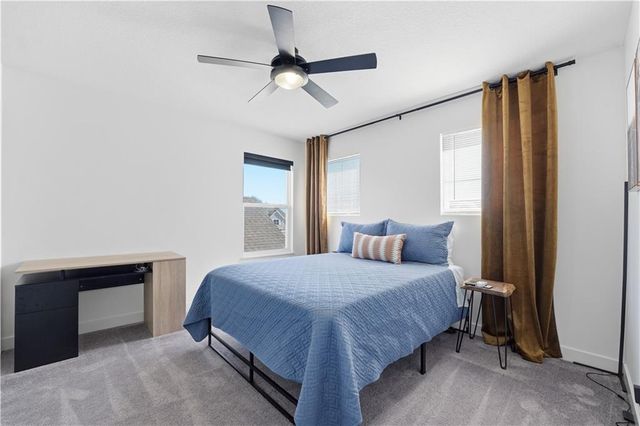 8809 SW 9th Terrace, Blue Springs, MO 64064