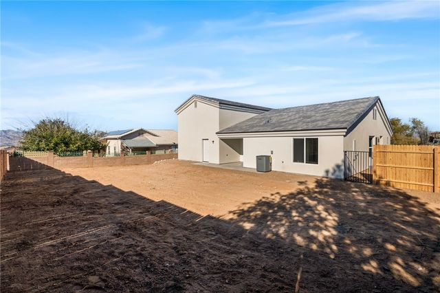 7593 E Sugarloaf Street, Kingman, AZ 86401