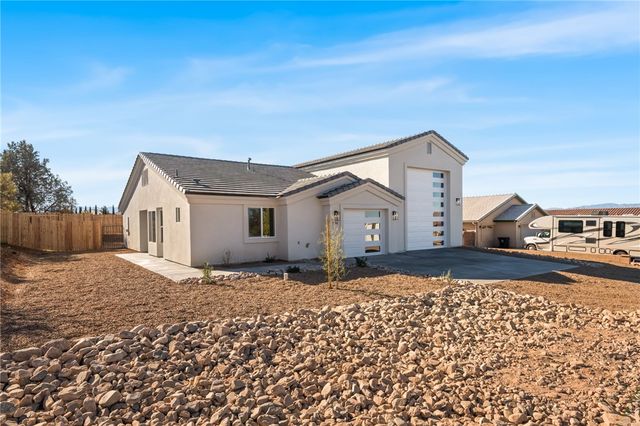7593 E Sugarloaf Street, Kingman, AZ 86401