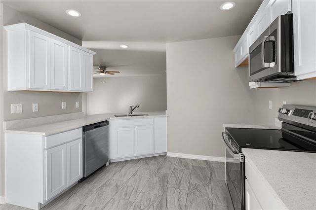 7593 E Sugarloaf Street, Kingman, AZ 86401