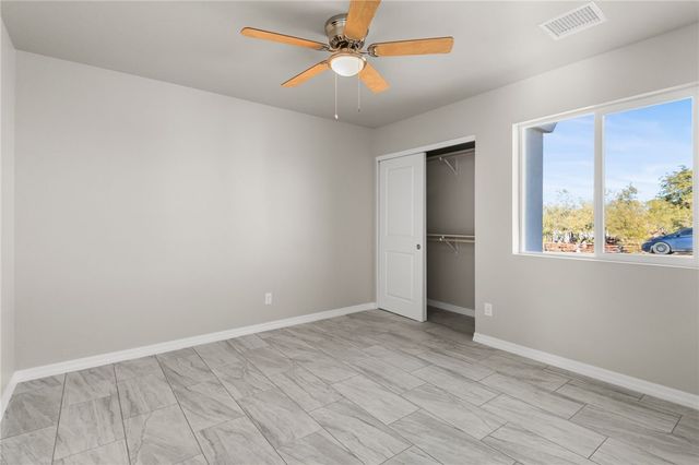 7593 E Sugarloaf Street, Kingman, AZ 86401