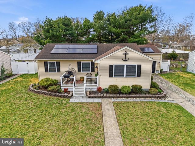 210 RIDGEWOOD DR, Northfield, NJ 08225