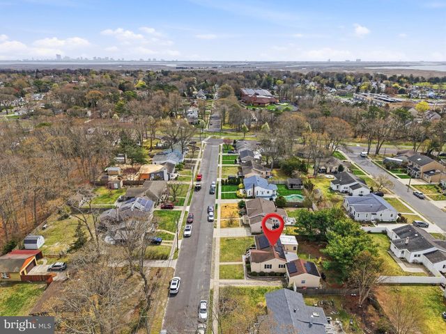 210 RIDGEWOOD DR, Northfield, NJ 08225
