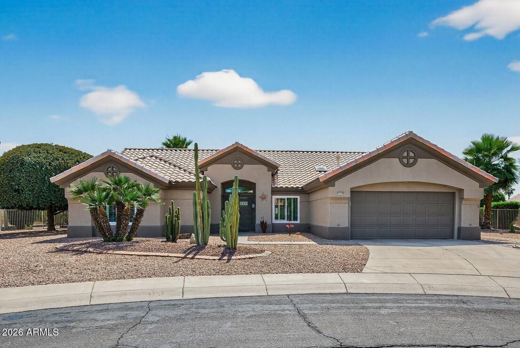 Image 10 of property listing at 15137 W BLACK GOLD Lane, Sun City West, AZ 85375