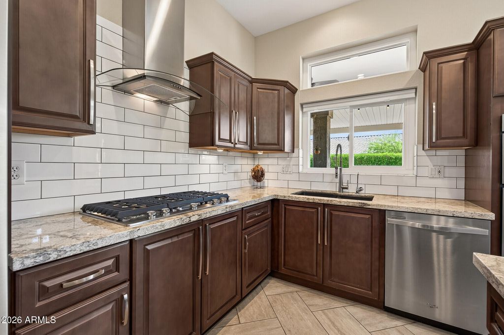 Image 19 of property listing at 15137 W BLACK GOLD Lane, Sun City West, AZ 85375