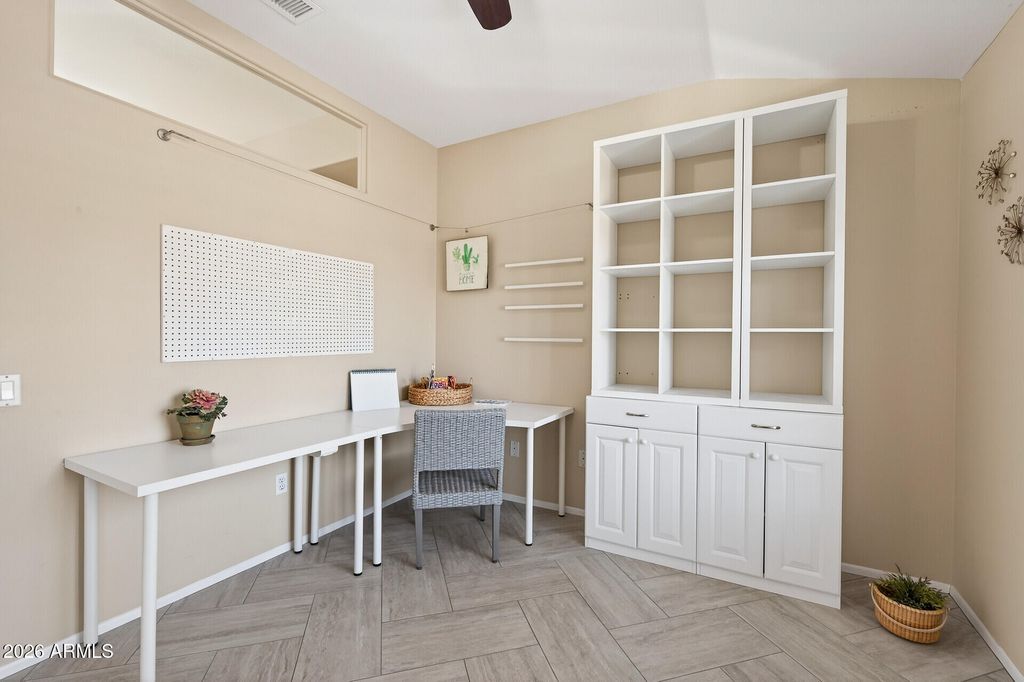 Image 4 of property listing at 15137 W BLACK GOLD Lane, Sun City West, AZ 85375