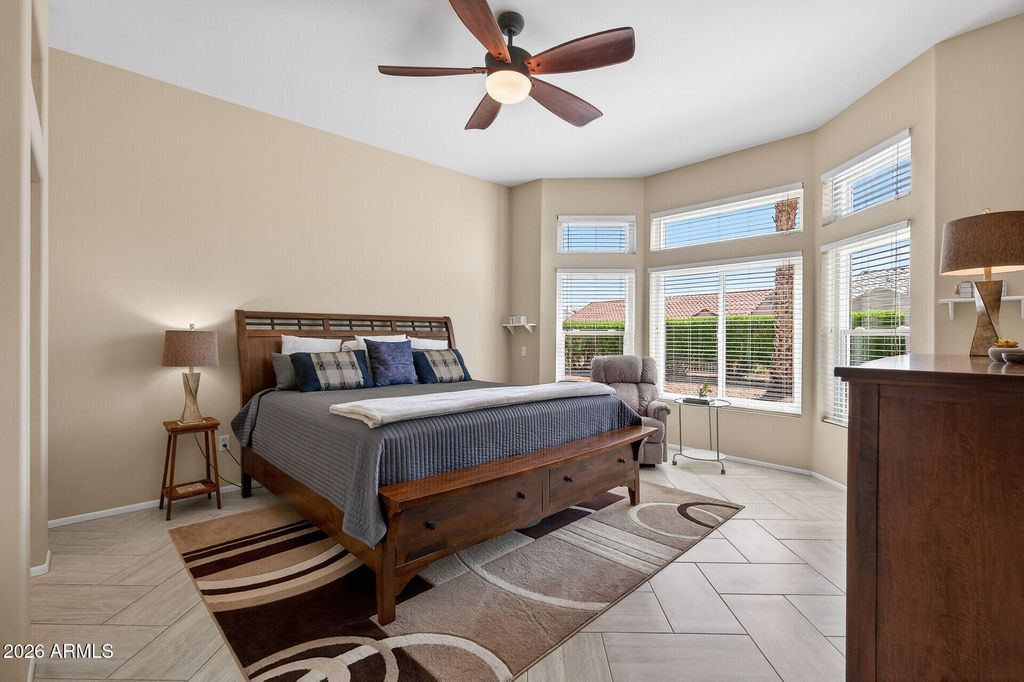 Image 5 of property listing at 15137 W BLACK GOLD Lane, Sun City West, AZ 85375