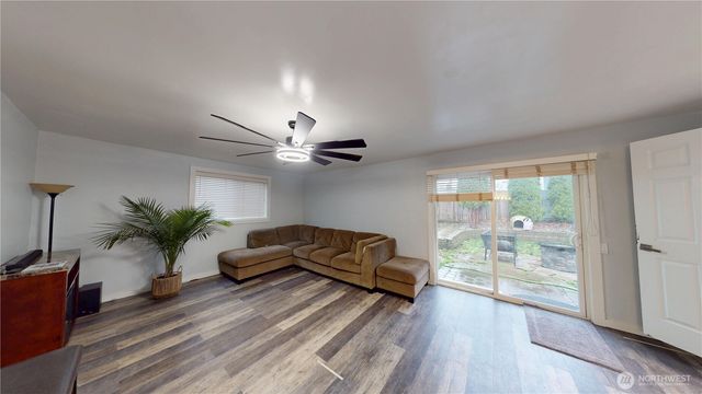 6208 Sycamore Place, Everett, WA 98203