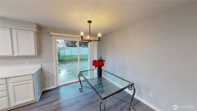 6208 Sycamore Place, Everett, WA 98203