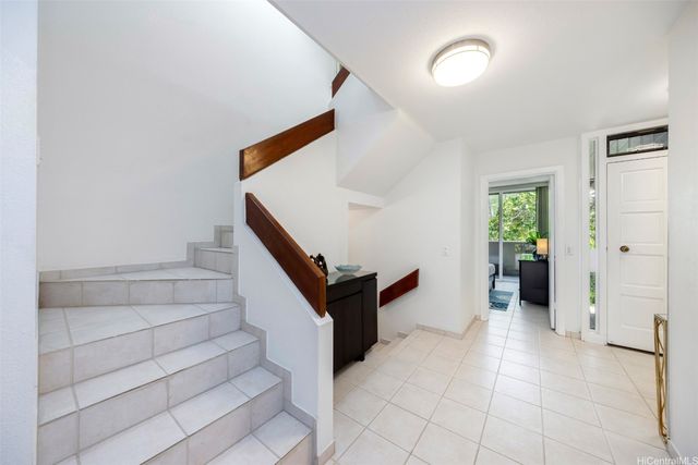 123C Maunalua Avenue 17, Honolulu, HI 96821