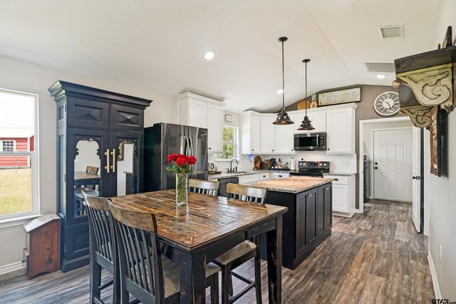 134 County Road 2749, Mineola, TX 75773