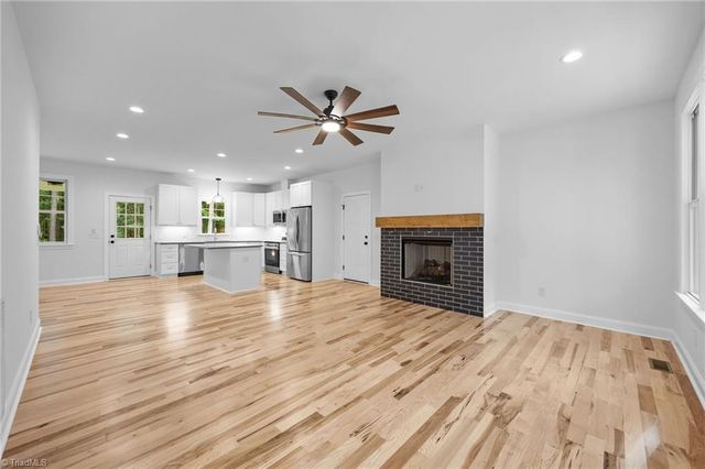 206 Goose Lane, Mebane, NC 27302