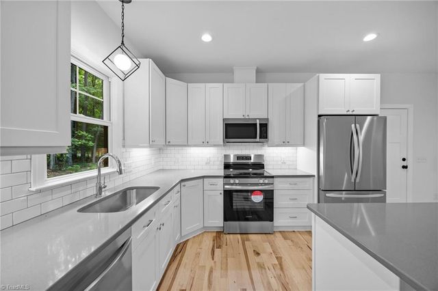 206 Goose Lane, Mebane, NC 27302