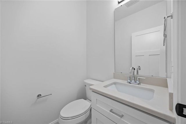 206 Goose Lane, Mebane, NC 27302