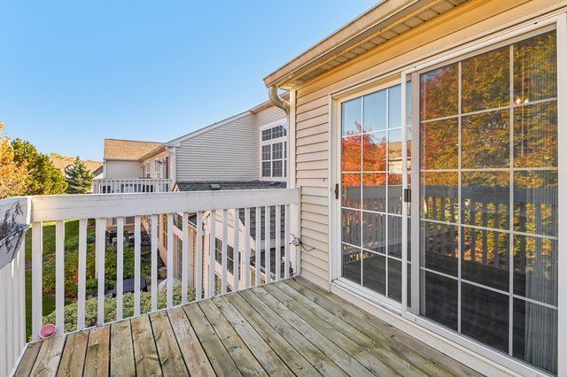 2227 Waterleaf Court 203, Naperville, IL 60564