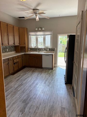 725 E Military Avenue, Fremont, NE 68025