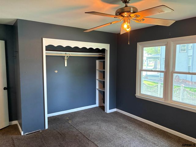 725 E Military Avenue, Fremont, NE 68025