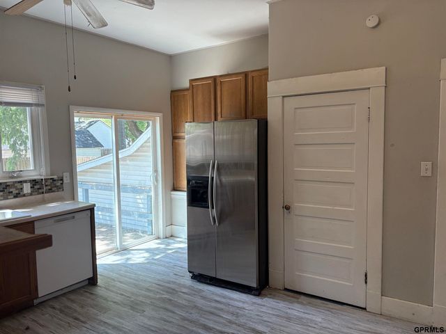 725 E Military Avenue, Fremont, NE 68025