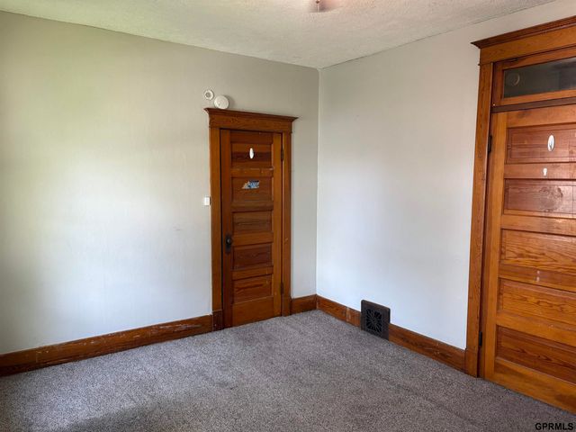 725 E Military Avenue, Fremont, NE 68025