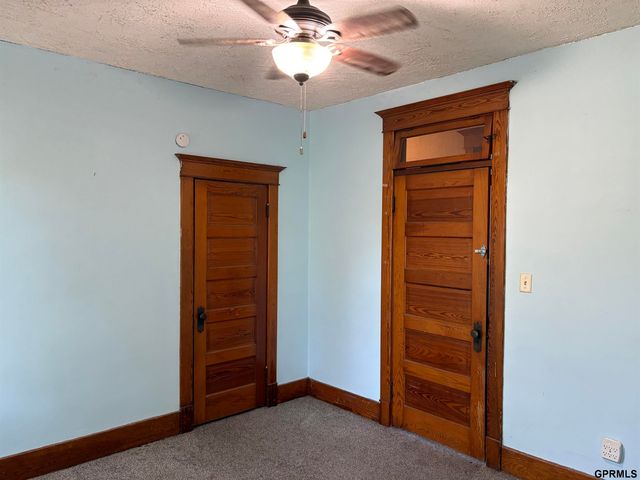 725 E Military Avenue, Fremont, NE 68025