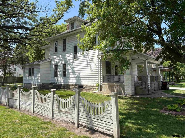 725 E Military Avenue, Fremont, NE 68025