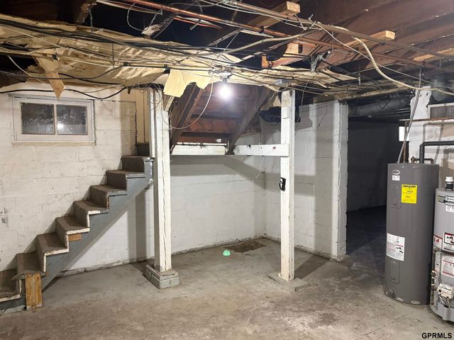 725 E Military Avenue, Fremont, NE 68025